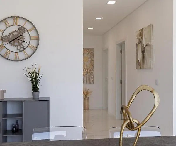 Sihem 's Luxury House Villa Santa Barbara (Lisbon)