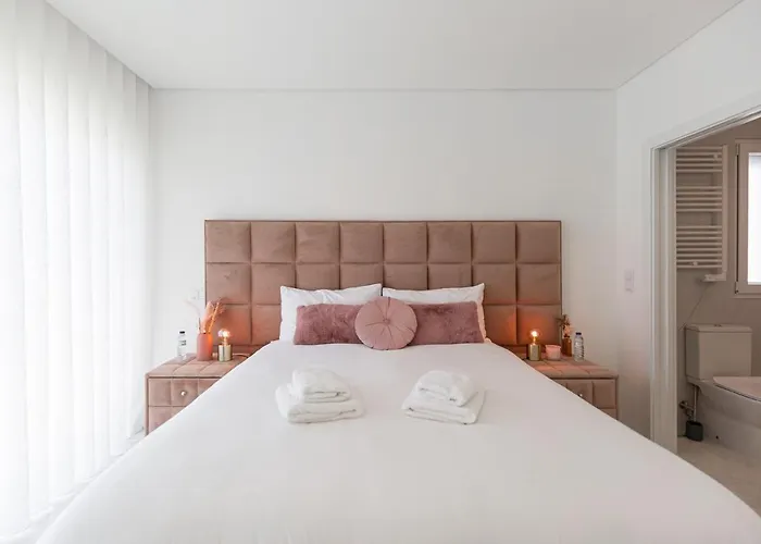 Sihem 's Luxury House Villa Santa Barbara (Lisbon)