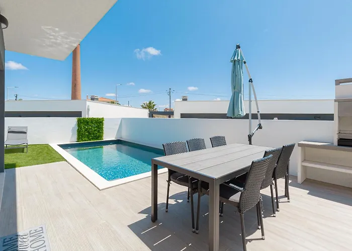 Sihem 's Luxury House Villa Santa Barbara (Lisbon)